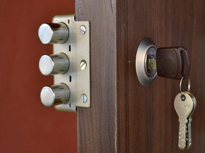 Europa 8113 Main Door Lock with Three Bolts; Common Reversible Latch Bolt for Inside/Outside Opening Doors-Door lock-dealsplant