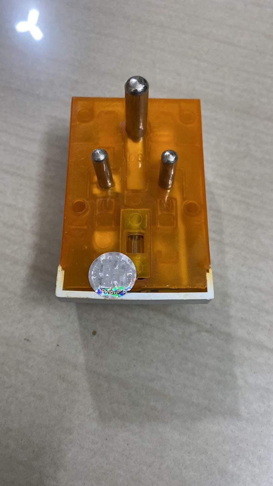 Dealsplant 3 Pin Mini Multi Usage Worldwide Adaptor-Mini Multi Adaptor-dealsplant