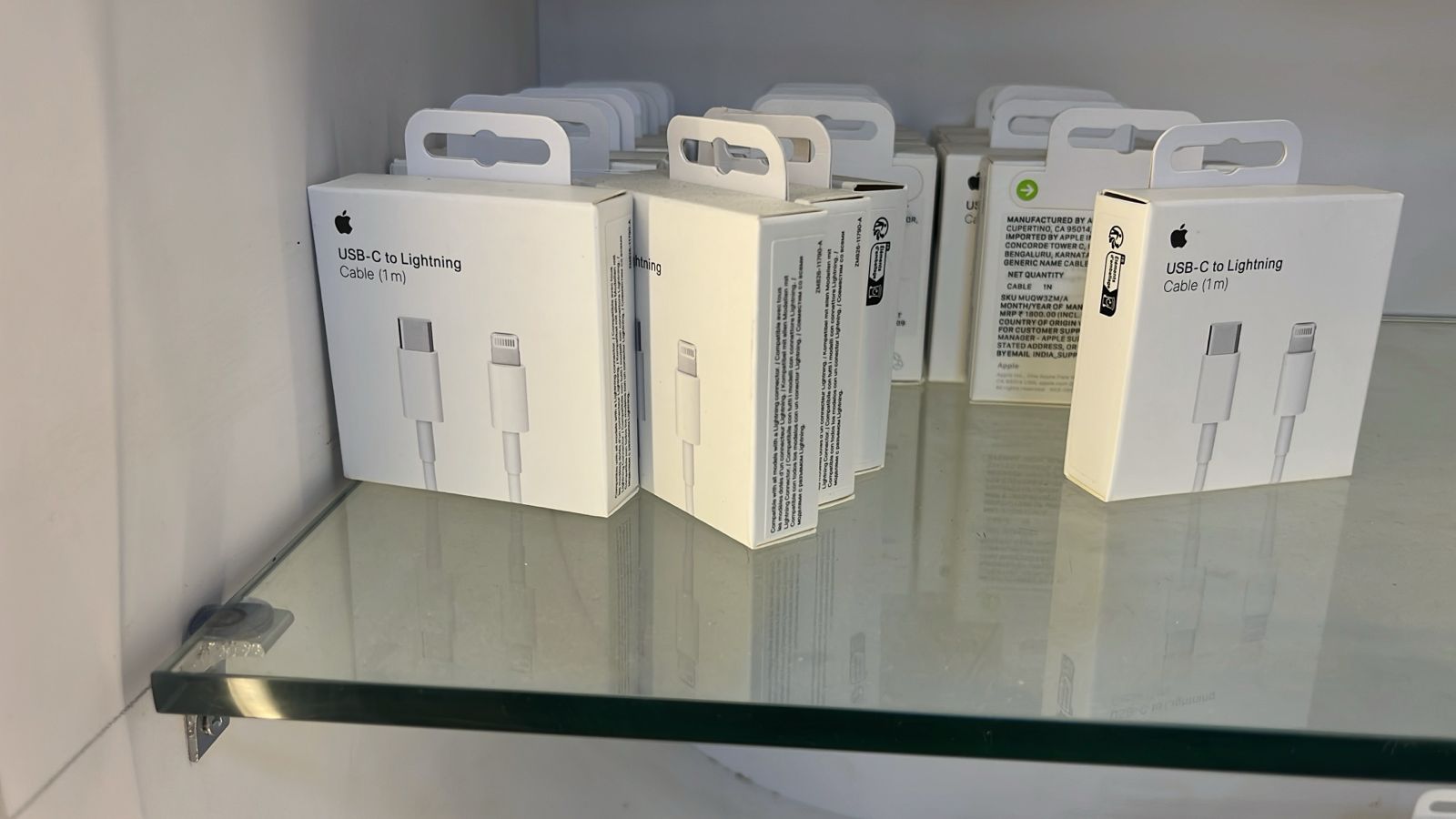 Dealsplant USB-C to Lightning Cable (1 m)-Cables-dealsplant