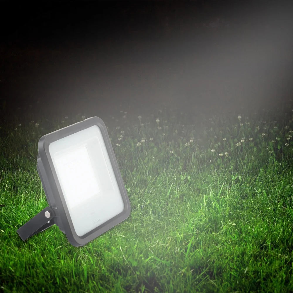 INVENTAA Fabra LED Garden Flood Light – 20W to 200W