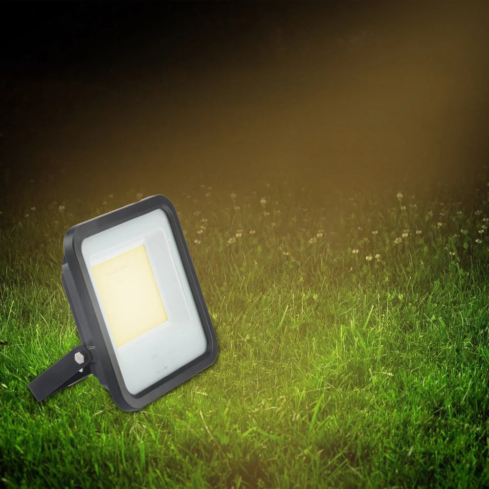INVENTAA Fabra LED Garden Flood Light – 20W to 200W