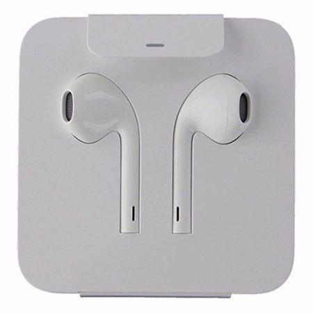 Apple EarPods with Lightning Connector (Original, Imported, 1 Year War