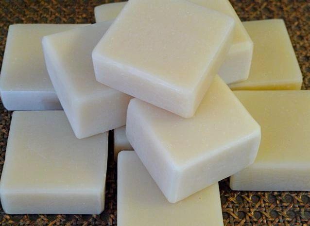 Dealsplant 100% Natural Handmade Pure Coconut Oil Beauty Soap Skin Care Moisturizing Soap (100g)-Health & Personal Care-dealsplant